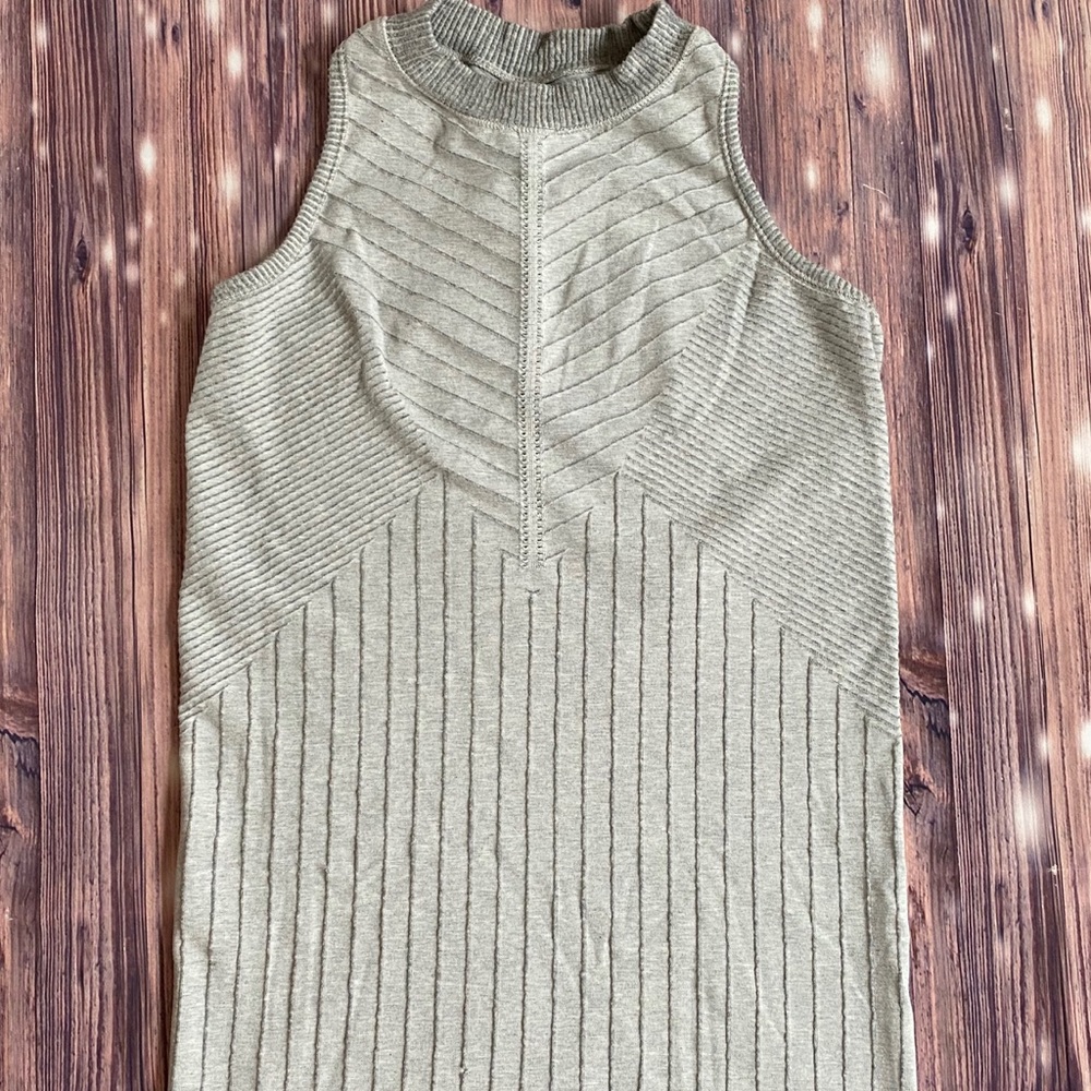 Athleta tank